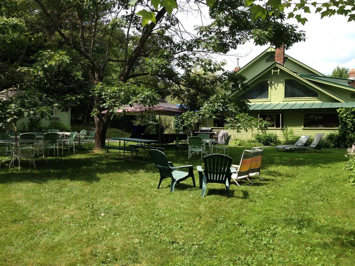 The Woods Lodge Northfield المظهر الخارجي الصورة